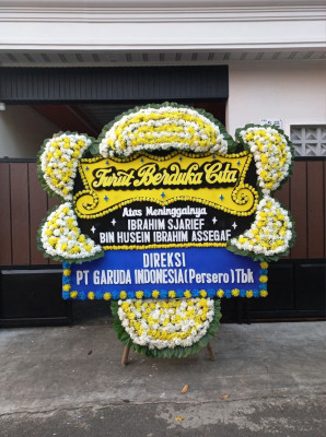 Papan Bunga Duka di Cisaranten Wetan
